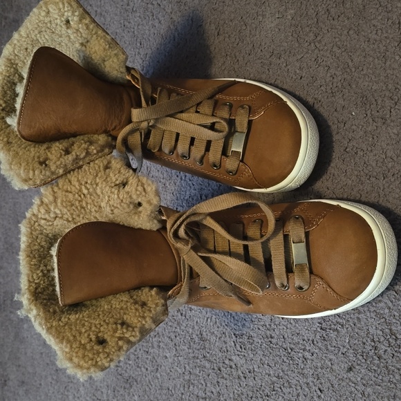 Women's Camel Color Ugg Sneakers - Picture 7 of 7